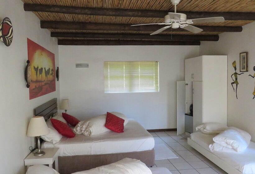 פנסיון Langeberg Guest Lodge