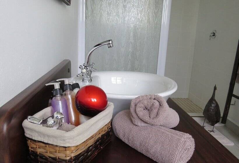 פנסיון Langeberg Guest Lodge