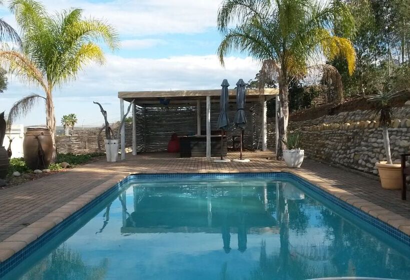 פנסיון Langeberg Guest Lodge