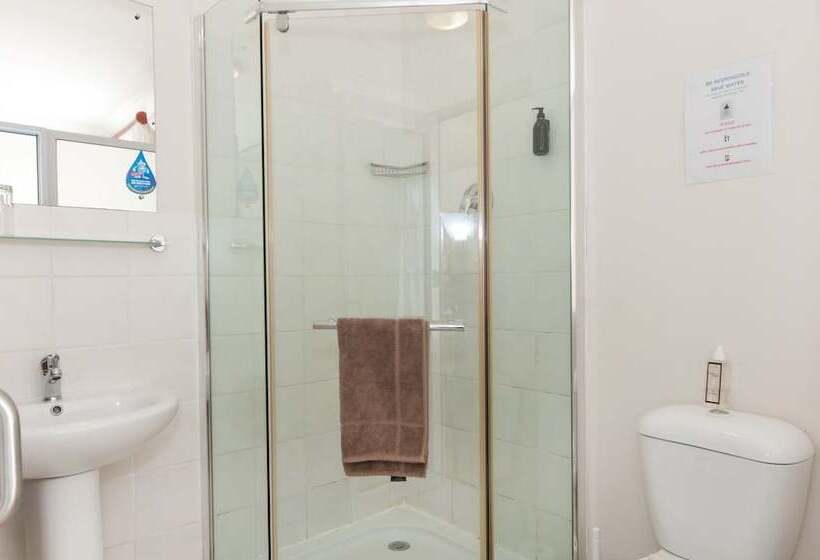 膳宿费 Millard Crescent Guest House