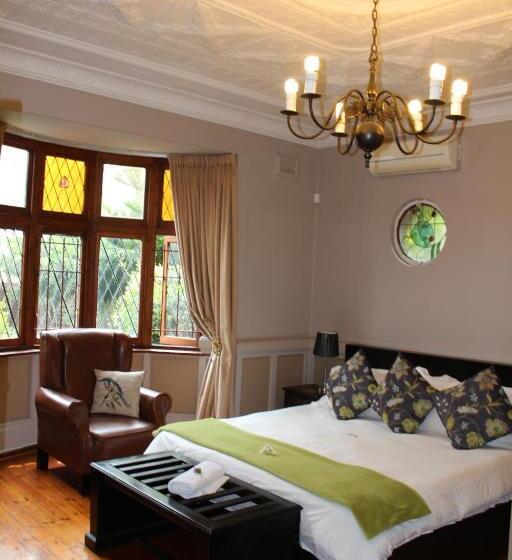 پانسیون Palm Tree Manor