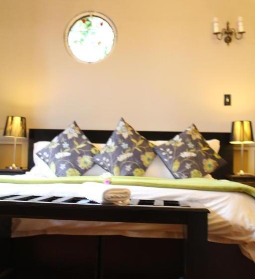 膳宿费 Palm Tree Manor