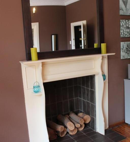 膳宿费 Palm Tree Manor