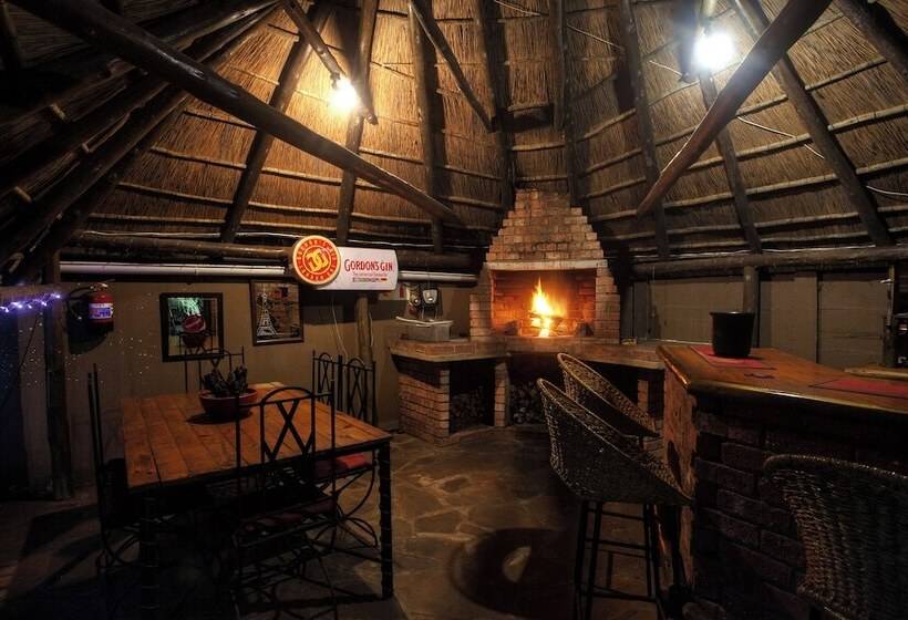 膳宿费 Palm Tree Manor