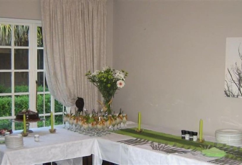 膳宿费 Palm Tree Manor