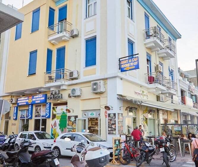 پانسیون Pelineon Rooms