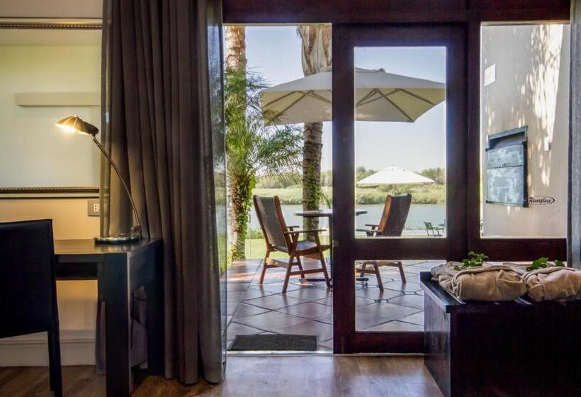 ペンション River Place Manor