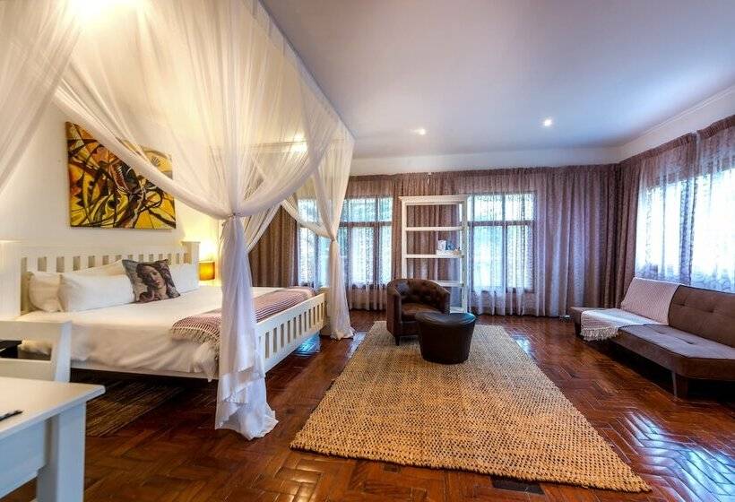 פנסיון Sommerschield Guest House & Restaurant