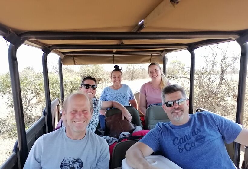 膳宿费 Turaco Lodge   No Loadshedding