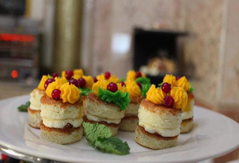 Petrovsky Prichal Hotel & Spa