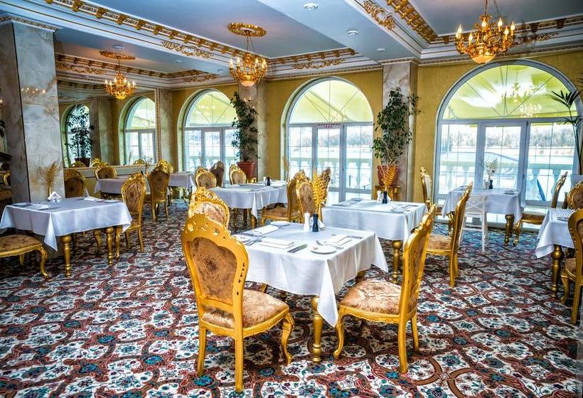 Petrovsky Prichal Hotel & Spa