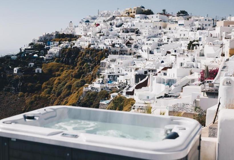 White Rook Cave House By Caldera Houses