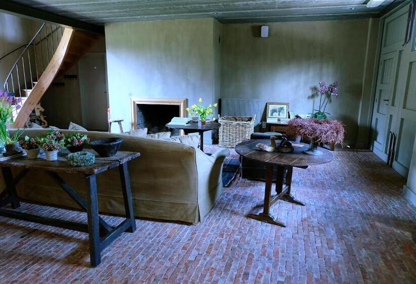 مبيت وإفطار 15 Inn