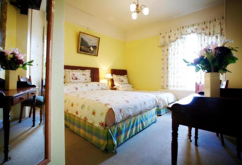 Westbrook House B & B