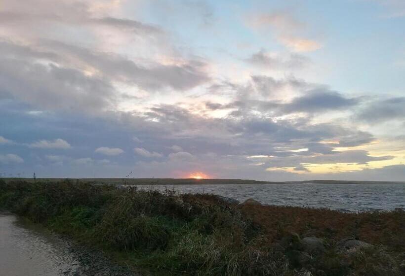 مبيت وإفطار Cullintra House