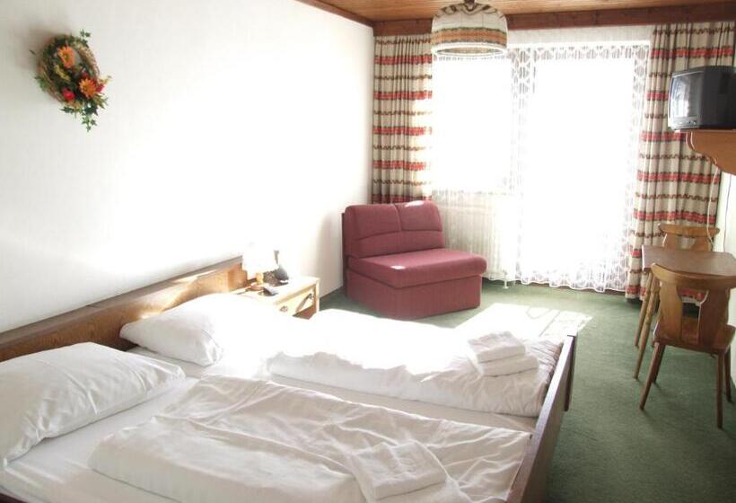 تختخواب و صبحانه Haus Alpina By Châtel Reizen