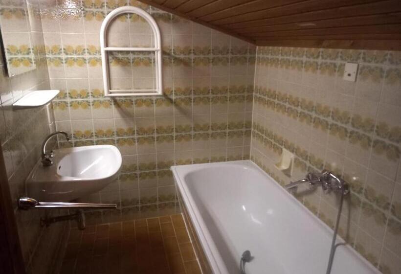 تختخواب و صبحانه Haus Alpina By Châtel Reizen