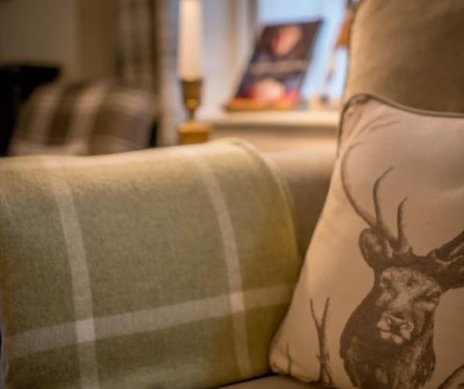 ベッドアンドブレックファースト Hazelwood Lodge