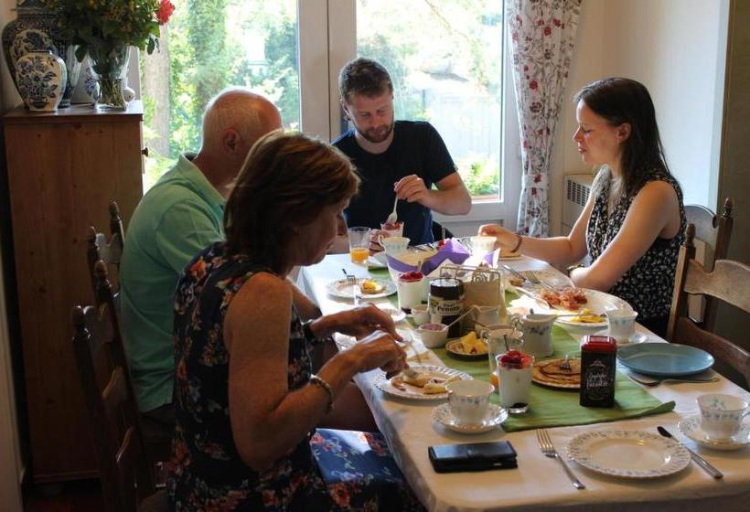 住宿加早餐  Villa Kakelbont Borgloon