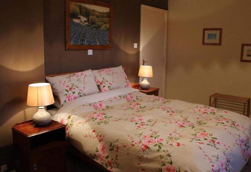 Blossom Hill Bed And Breakfast