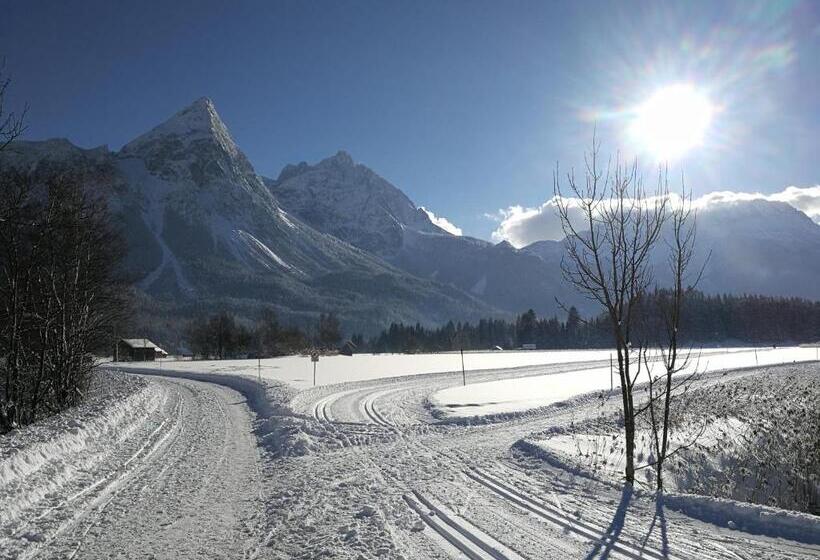 Das Halali   Dein Kleines Hotel An Der Zugspitze