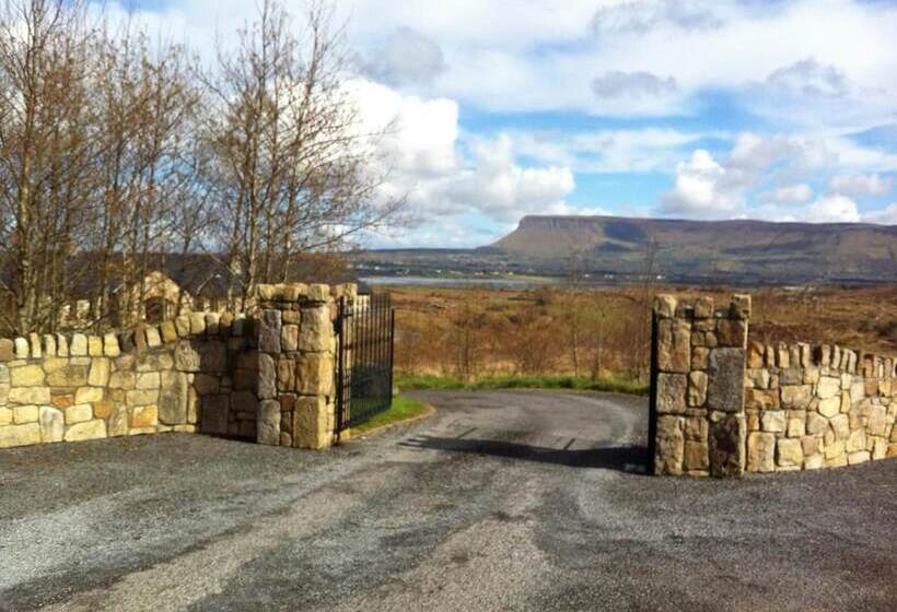 Down Yonder Boutique B&b