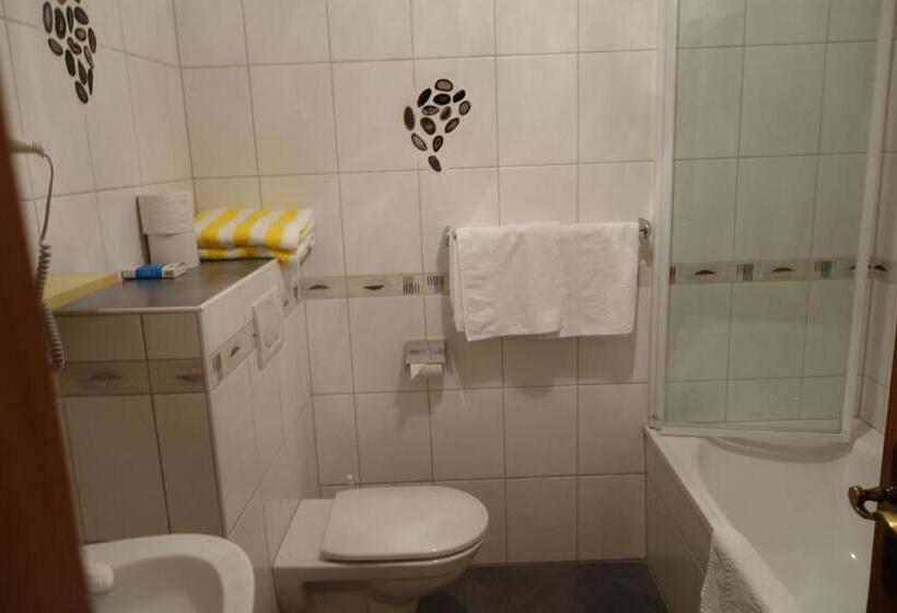 Edelsteinhotel Guniwirt