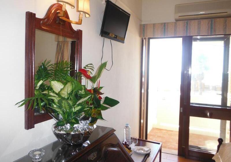 ホテル Aeromar Beach