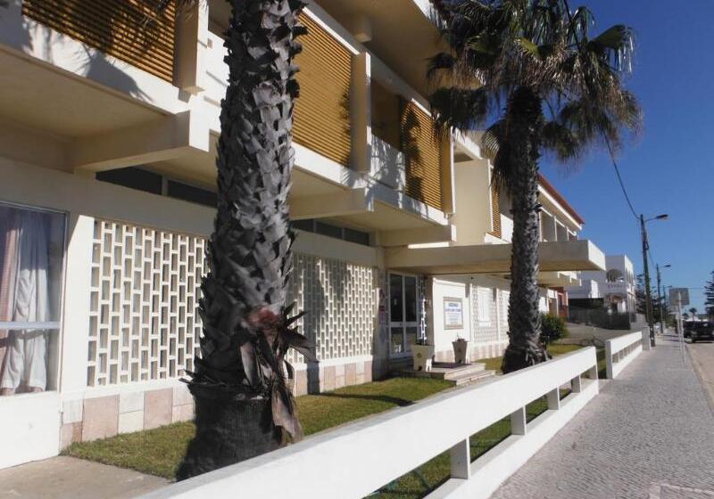 ホテル Aeromar Beach