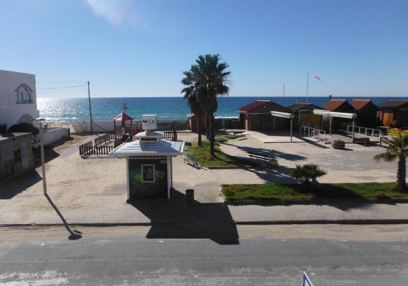 ホテル Aeromar Beach