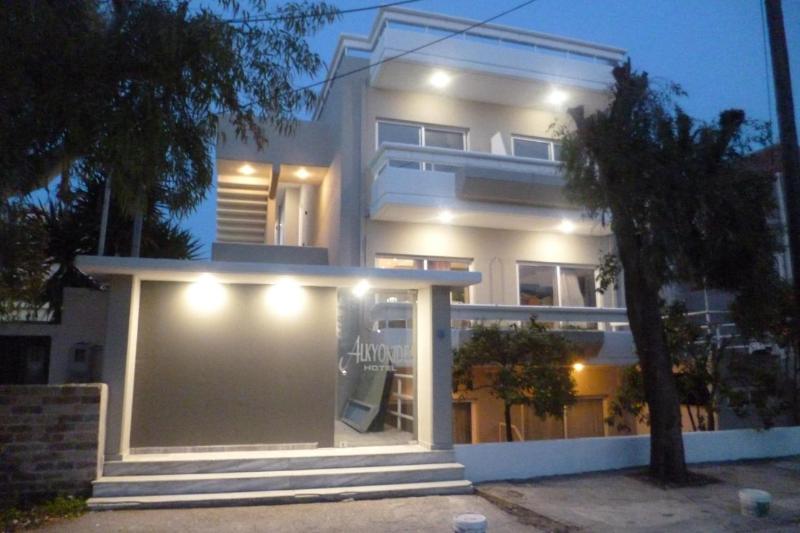 هتل Alkyonides Boutique
