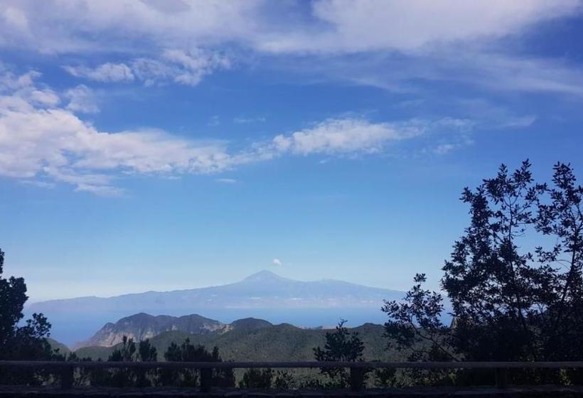 Отель Apartamentos Escuela