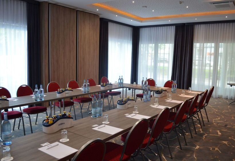 فندق Premier Inn Lindau