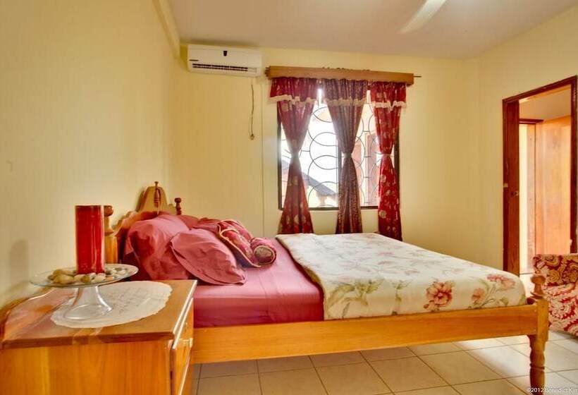 فندق Davis Falls Inn