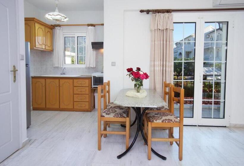 ホテル Diamanto Complex