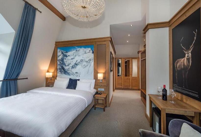 בית מלון כפרי Eden Rock