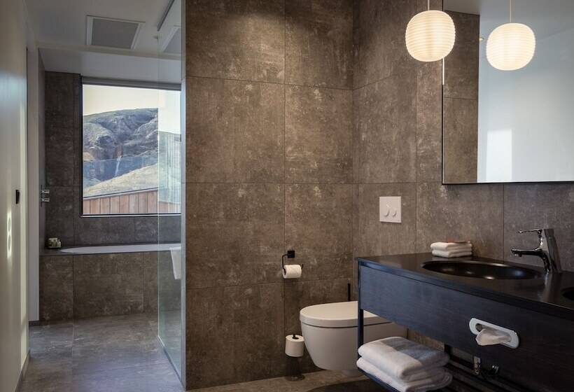 Fosshotel Glacier Lagoon