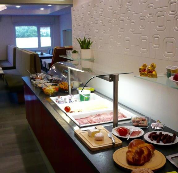 ホテル Garni Noval