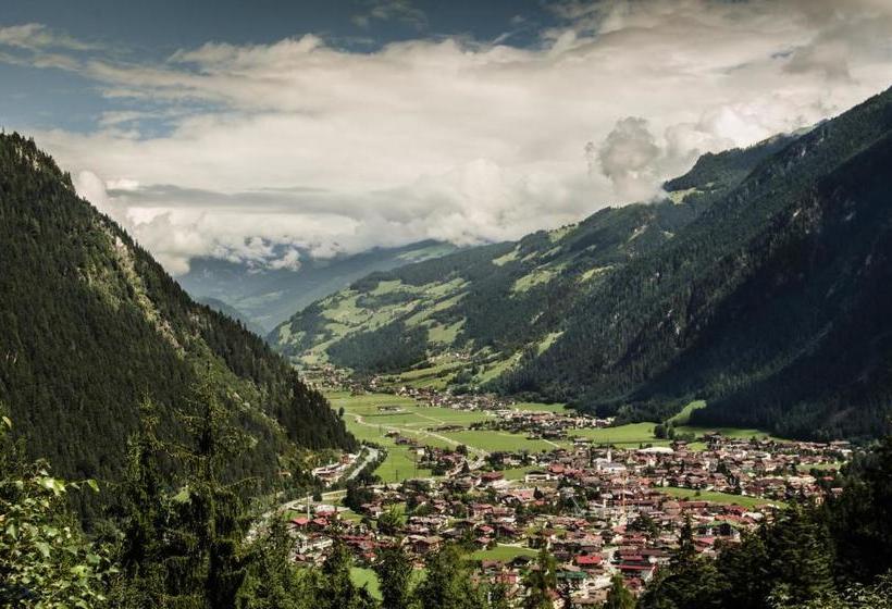 هتل Hostel Chillertal