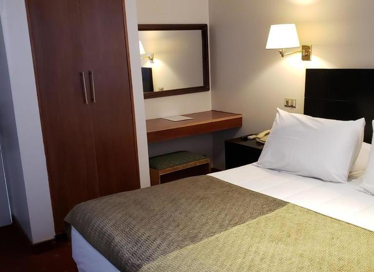 酒店 Gavina Express