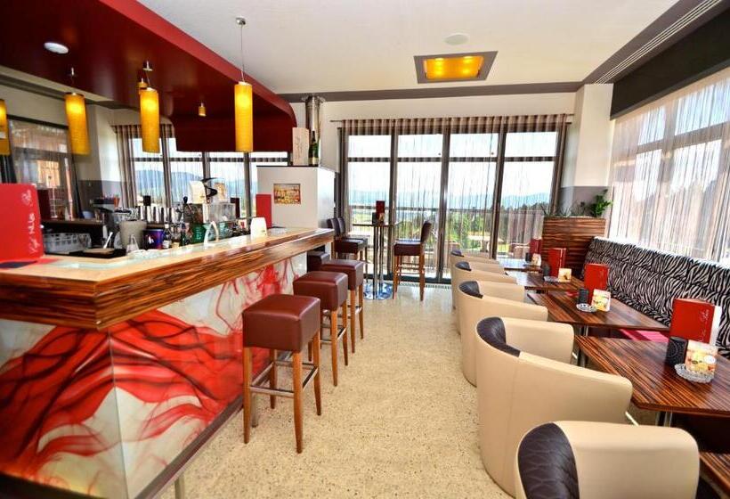 בית מלון כפרי G.h. Knoll Proellhofer Cafe Bar Hills