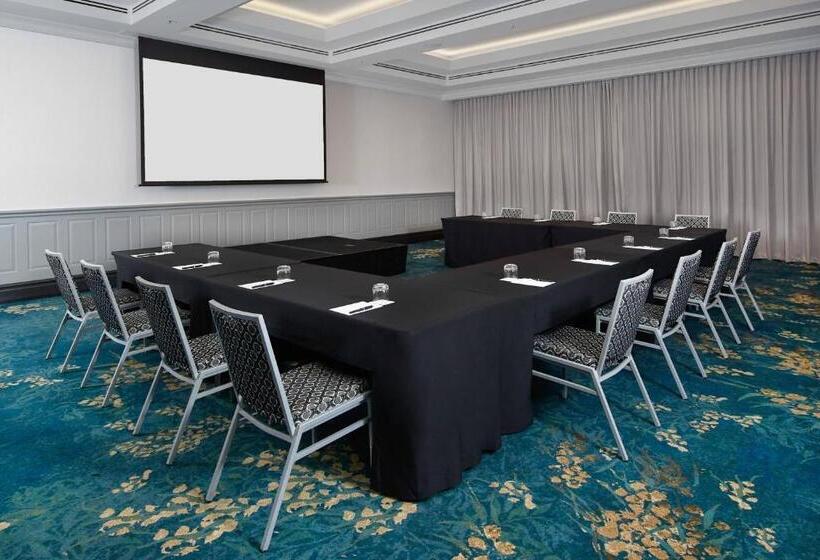 Отель Jw Marriott Gold Coast Resort & Spa