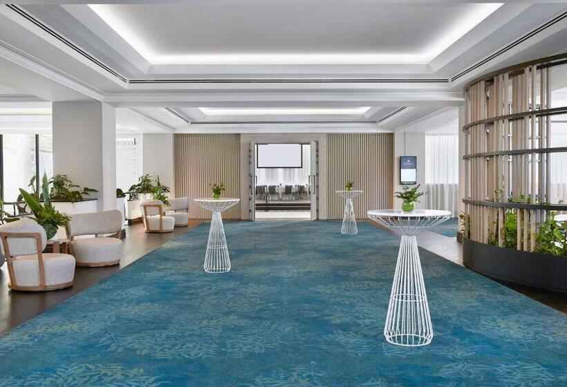 Отель Jw Marriott Gold Coast Resort & Spa