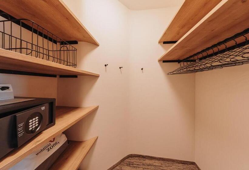 فندق Lü   Adults Only