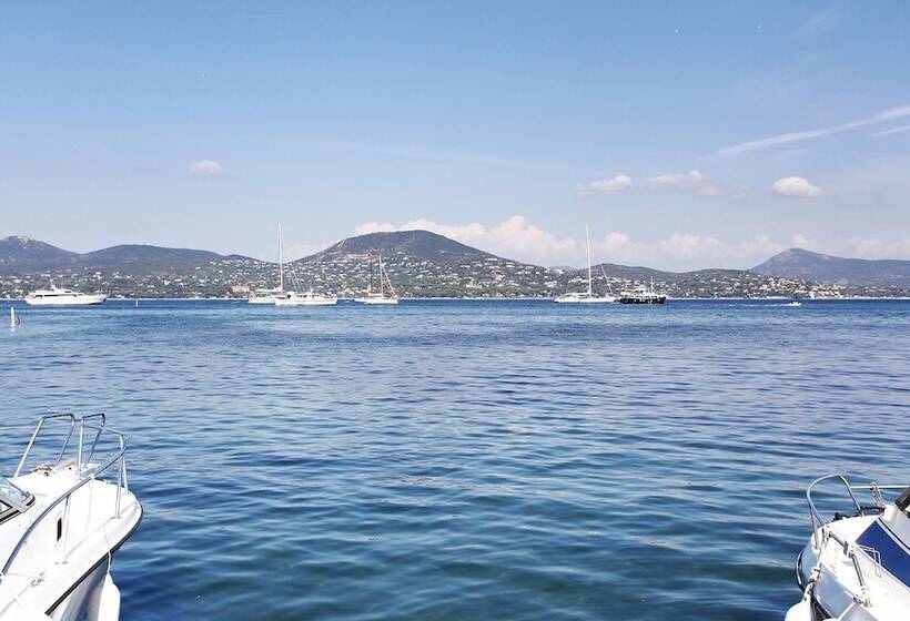 호텔 La Bastide Du Port   Hôtel De Charme