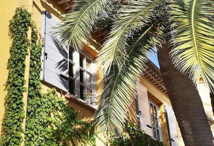 호텔 La Bastide Du Port   Hôtel De Charme