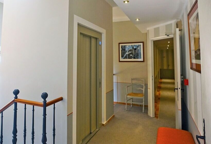 호텔 La Bastide Du Port   Hôtel De Charme