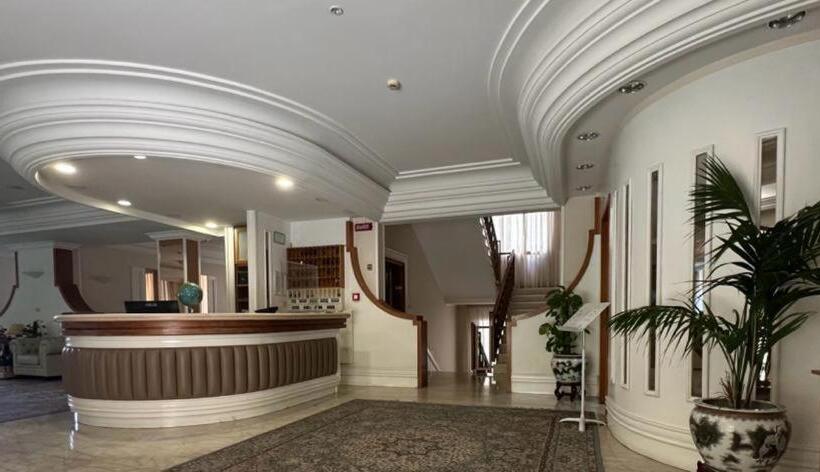 בית מלון כפרי Mondial Park