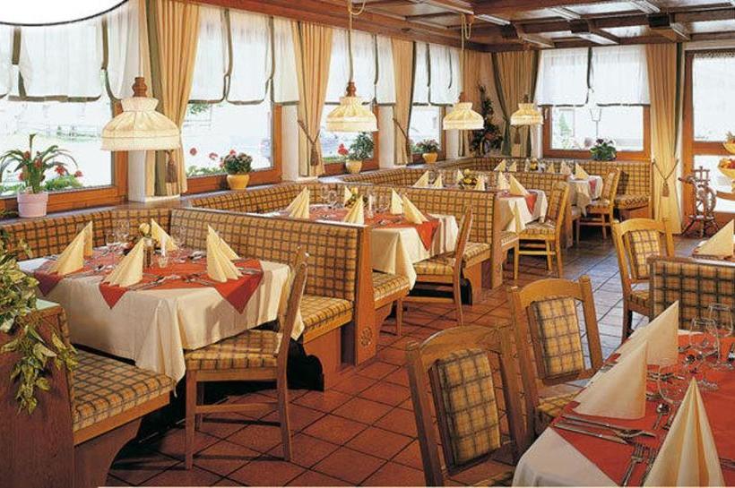 Отель St Leonhard