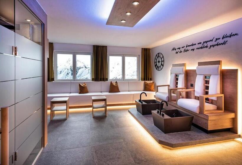 Отель St Leonhard